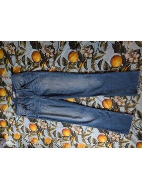 Women's Unpublished Light Wash Denim Jeans – Classic Casual Everyday Jeans